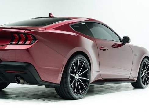 Used 2025 Ford Mustang GT Premium RWD image 13