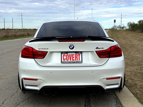 Used 2018 BMW M4 Convertible image 11