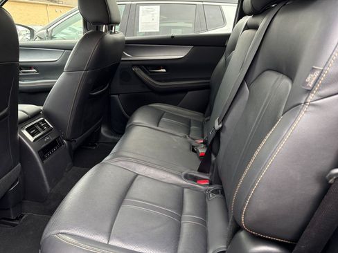 Used 2025 MAZDA CX-90 3.3 Turbo w/ Preferred Package image 28