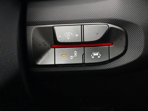 Used 2019 Hyundai Veloster Turbo FWD image 12