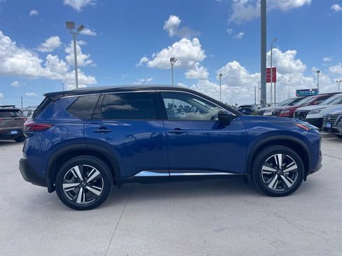 Certified 2023 Nissan Rogue SL w/ SL Premium Package FWD image 6