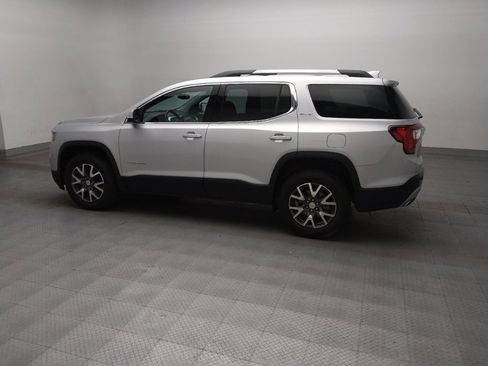 Used 2020 GMC Acadia SLE w/ Driver Convenience Package FWD image 3