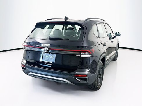 Used 2025 Volkswagen Taos S image 9