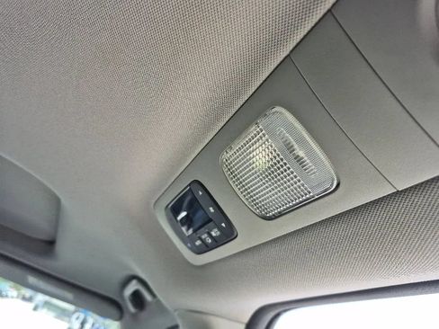 Used 2016 Honda Odyssey EX-L image 23