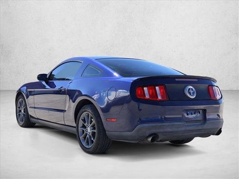 Used 2011 Ford Mustang Premium w/ 203A Rapid Spec Order Code RWD image 6