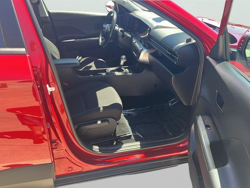 Used 2024 Hyundai Kona SEL FWD image 13