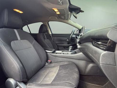 Used 2021 Nissan Sentra SV image 11