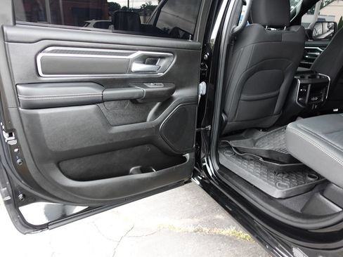 Used 2025 RAM 1500 Big Horn AWD/4WD image 21