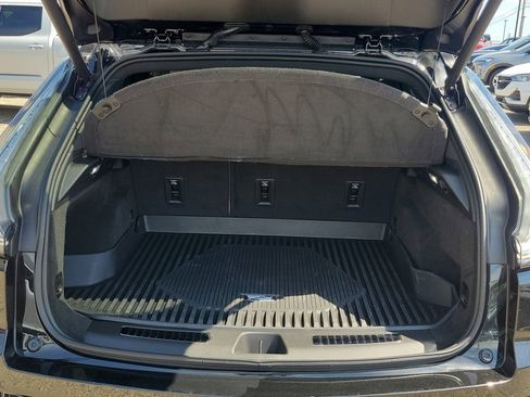 Used 2025 Cadillac XT4 Sport AWD/4WD image 9