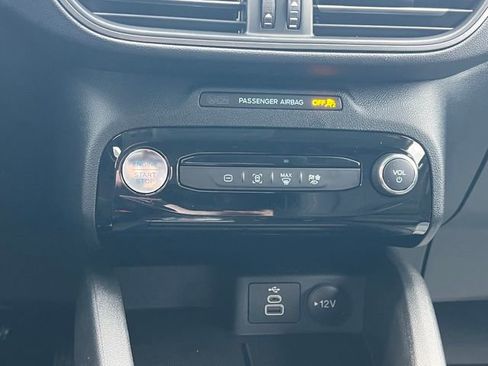 New 2026 Ford Escape SE image 19