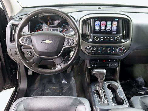 Used 2015 Chevrolet Colorado Z71 image 14