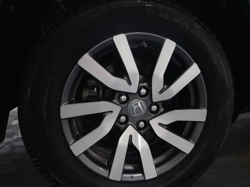 Used 2021 Honda Pilot EX image 35