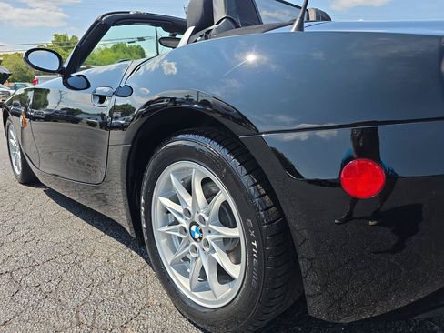 Used 2003 BMW Z4 2.5i RWD image 32