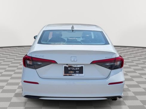 Used 2022 Honda Civic Sport image 4