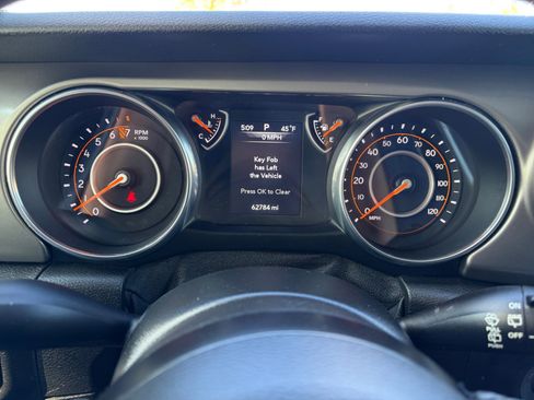 Used 2019 Jeep Wrangler Sport AWD/4WD image 21