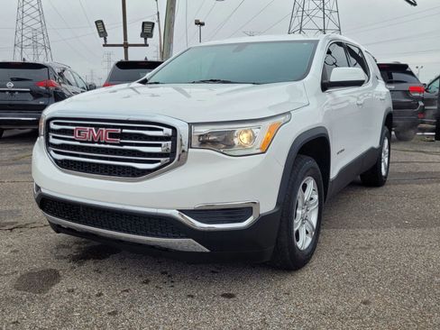 Used 2018 GMC Acadia SLE image 15