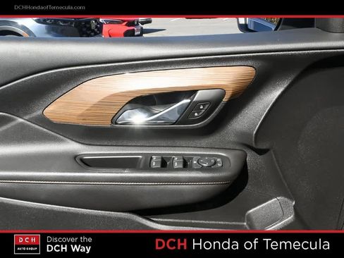 Used 2020 GMC Terrain SLE w/ Driver Convenience Package image 17