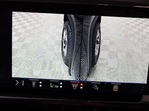 New 2026 GMC Sierra 1500 SLE image 57