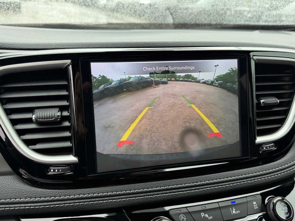 New 2027 Chrysler Pacifica Select w/ Family Tech Group FWD image 19