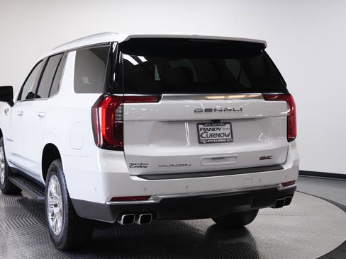 Used 2025 GMC Yukon Denali AWD/4WD image 6