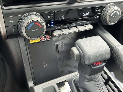New 2026 Toyota 4Runner TRD Off-Road Premium AWD/4WD image 24