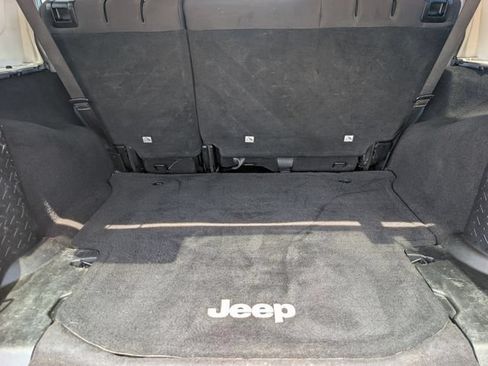 Used 2014 Jeep Wrangler Unlimited Sport w/ Quick Order Package 24S AWD/4WD image 21