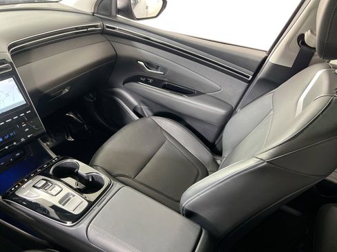 Used 2023 Hyundai Tucson Limited image 25