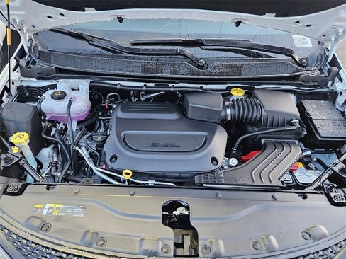 New 2026 Chrysler Voyager LX image 38