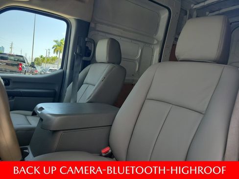Certified 2019 Nissan NV 2500 SV RWD image 24