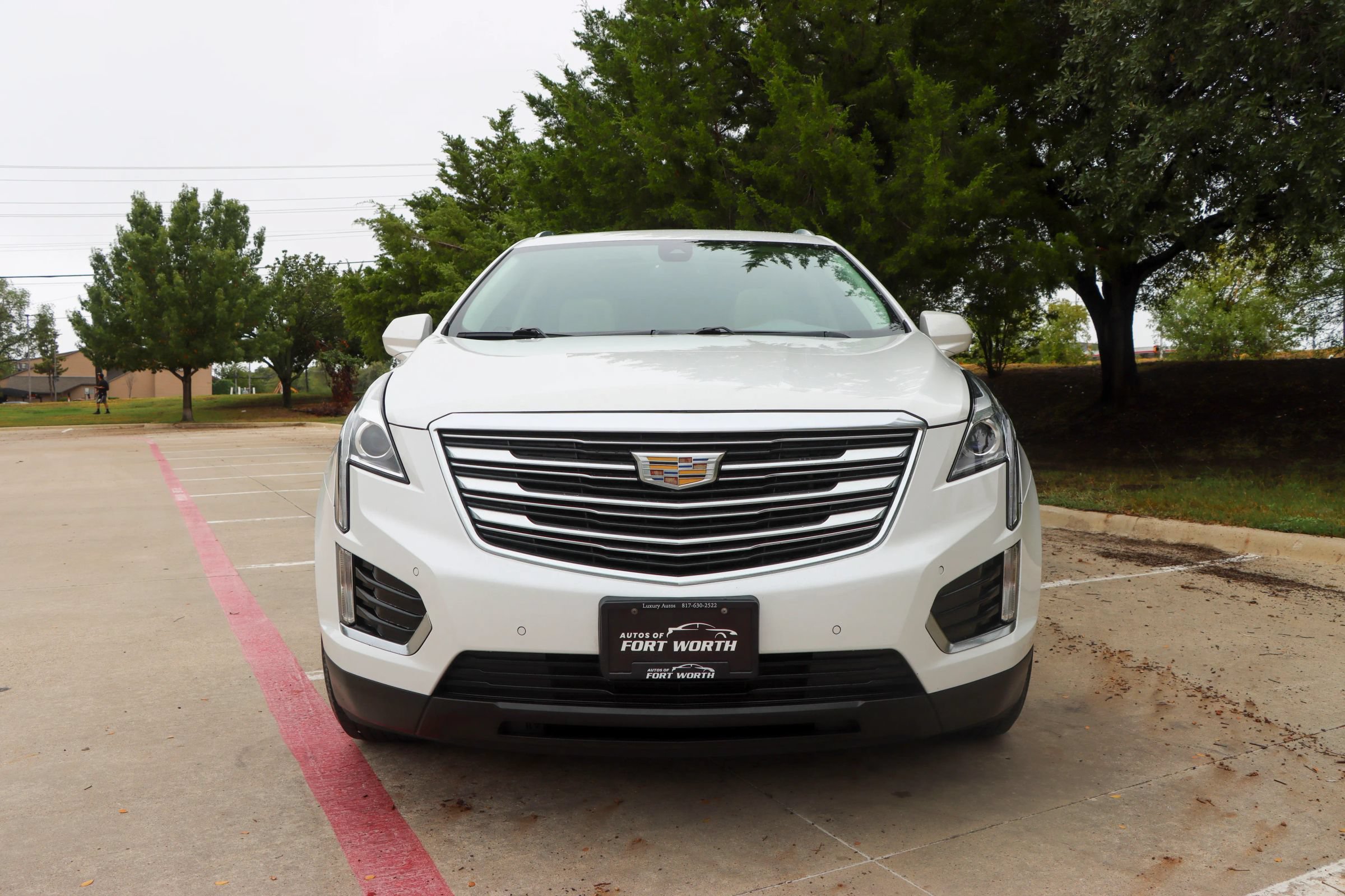 Used 2019 Cadillac XT5 Luxury FWD image 2