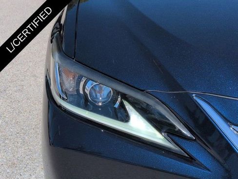 Certified 2021 Lexus ES 250 w/ Premium Package AWD/4WD image 11