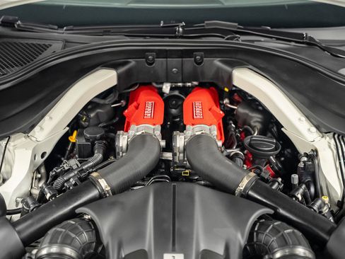 Used 2022 Ferrari Roma image 61