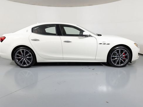 Used 2023 Maserati Ghibli GT RWD image 14