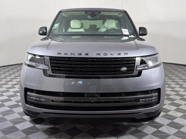 New 2026 Land Rover Range Rover Long Wheelbase SE AWD/4WD image 8