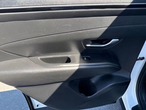 Certified 2023 Hyundai Tucson SEL AWD/4WD image 16