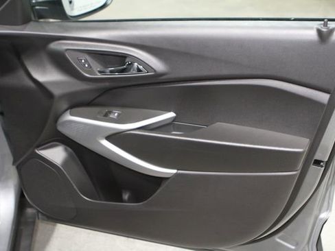 New 2026 Chevrolet Trax RS w/ Driver Confidence Package FWD image 21