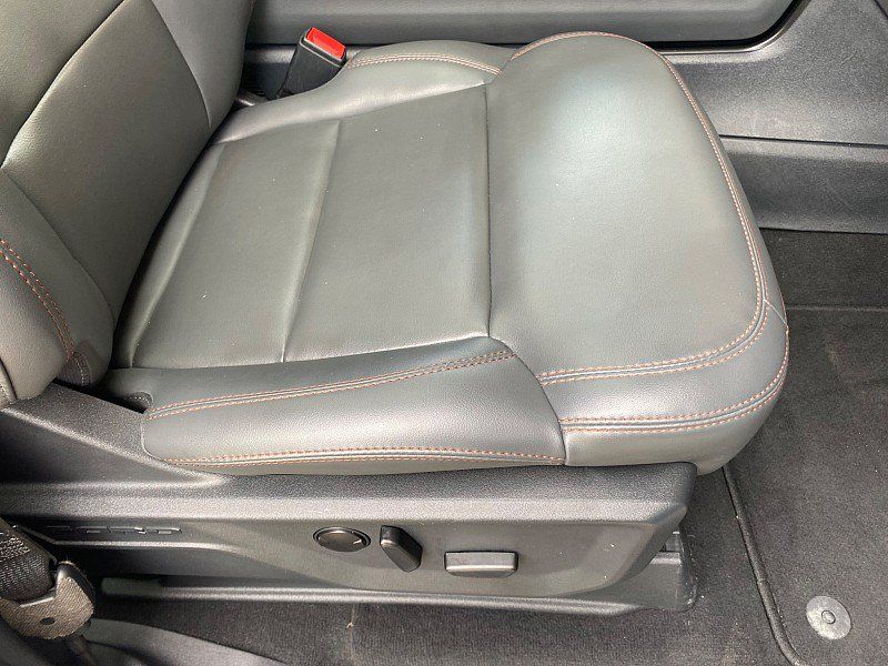 Certified 2025 Ford Expedition Active AWD/4WD image 30