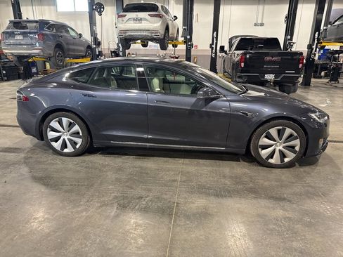 Used 2021 Tesla Model S Long Range image 2