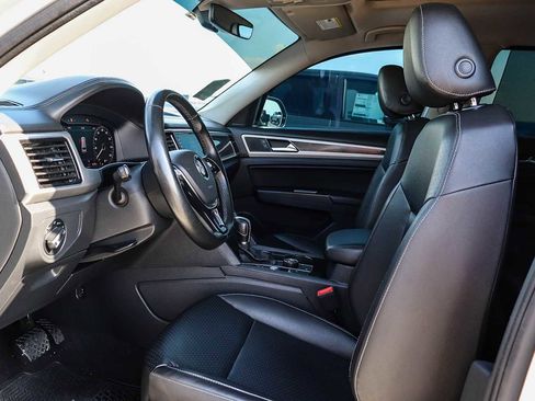 Used 2019 Volkswagen Atlas SEL image 18