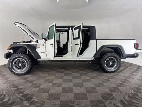 Used 2020 Jeep Gladiator Rubicon w/ Trailer Tow Package image 8