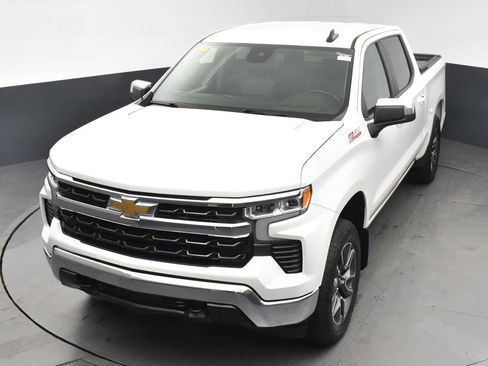Used 2022 Chevrolet Silverado 1500 LT w/ Z71 Off-Road Package image 27