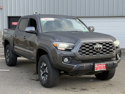 Certified 2023 Toyota Tacoma TRD Off-Road image 7