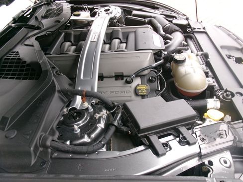 Used 2015 Ford Mustang GT Premium RWD image 37