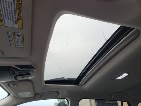 Used 2024 Subaru Outback Limited image 11