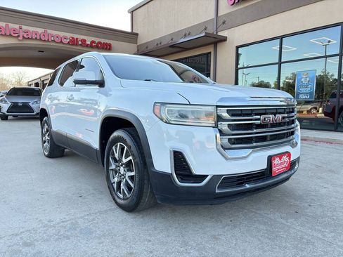 Used 2020 GMC Acadia SLE FWD image 1