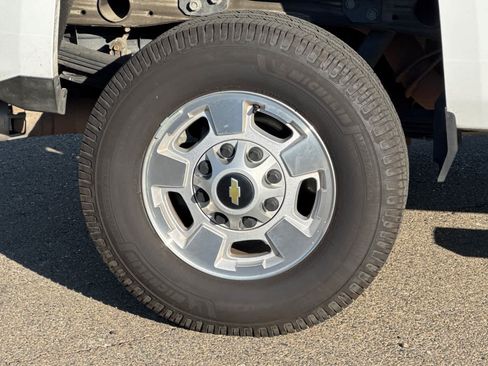 Used 2017 Chevrolet Silverado 2500 LT w/ LT Convenience Package AWD/4WD image 20