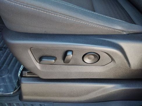 Used 2024 Chevrolet Silverado 1500 Custom AWD/4WD image 18