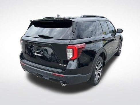 Used 2023 Ford Explorer ST-Line w/ Class IV Trailer Tow Package AWD/4WD image 9