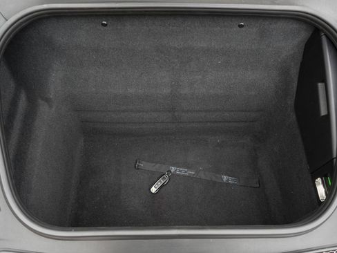 Used 2023 Porsche 911 GT3 w/ Extended Leather Package RWD image 28