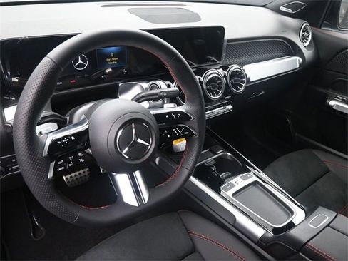 New 2024 Mercedes-Benz GLB 250 image 20